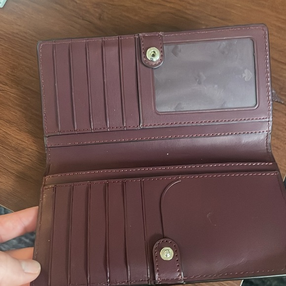 kate Spade Wallet - Picture 2 of 3